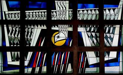 Fenster in der Taufkapelle, Taube des Heiligen Geistes