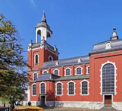 Seitenansicht St. Michael