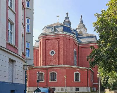 Nordostansicht mit Chor