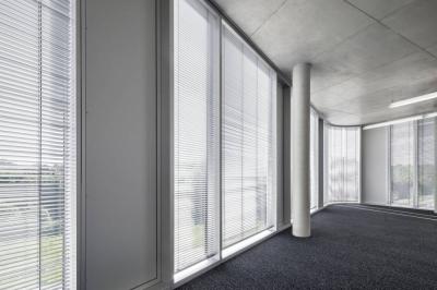 flexibel gestaltbarer Büroraum im Seminar- und Verwaltungsgebäude