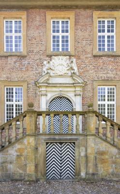 Portal im Mittelrisalit des Propsteigebäudes