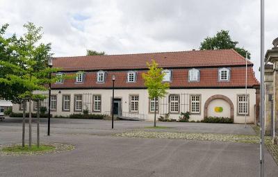 Blick vom Ehrenhof zum Vorwerk