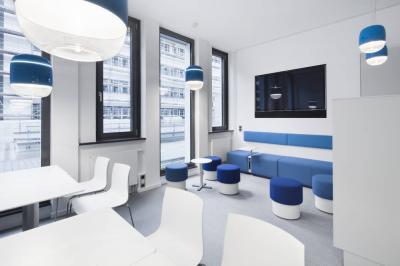 Sitzmöglichkeiten in der Lounge