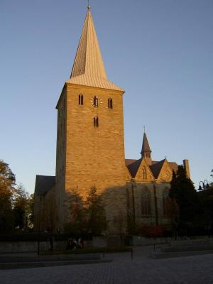 Blick auf den Westturm von St. Pankratius