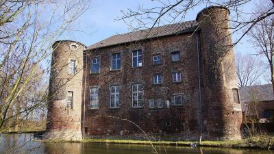 nordwestliche Ansicht der Burg Geretzhoven Geretzhoven