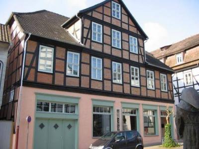 Fachwerkhaus "Ostheimer Straße 26" - 2-geschossiges Fachwerktraufenhaus des späten 18. Jahrhunderts