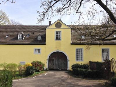 Schloss Alfter, Wirtschaftshof