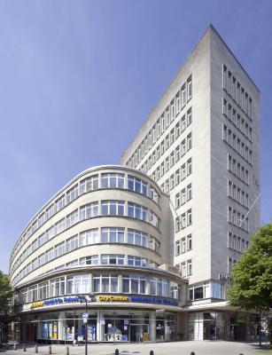 Deutschlandhaus von Südwesten