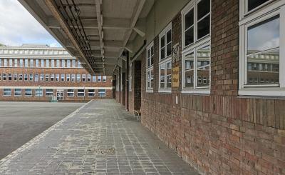 Vordach Hauptlagerhaus
