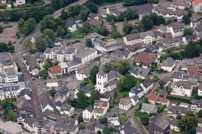 Luftbild der Kirche
