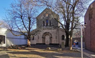 St. Cäcilien Westansicht