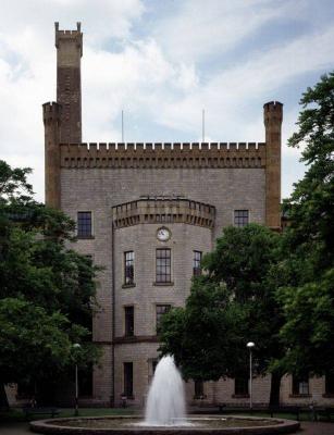 Mittelbau des Hauptgebäudes der Ravensberger Spinnerei