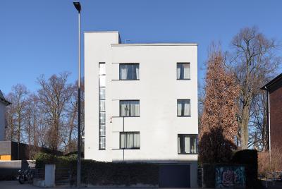 Münster, Münzstr. 9, Straßenfassade mit Garage
