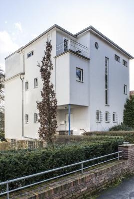 seitlicher Blick auf das Haus Hentschel (Nr. 116)
