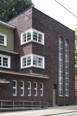 Ecksituation des Arbeitsamtes Oberhausen auf der Danziger Straße 11–13
