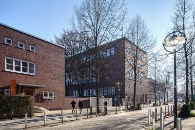 Dortmund, Max-Ophüls-Platz 2, ehem. Pädagogische Akademie von Nordwesten