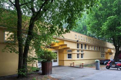 Gütersloh, Am Parkbad 7, Parkbad Gütersloh, Eingangsbereich