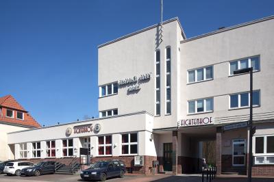 Bielefeld, Friedrich-Ebert-Haus, Straßenansicht