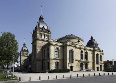 Stadthalle Wuppertal, Westansicht