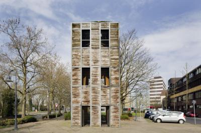 Turm Neuss auf dem Theodor-Heuss-Platz