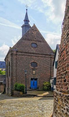 Schlosskapelle, Westfassade