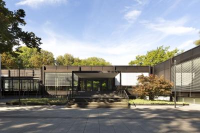 Eingang des Josef-Albers-Museums