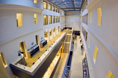 Lichthof im Haus der Bildung