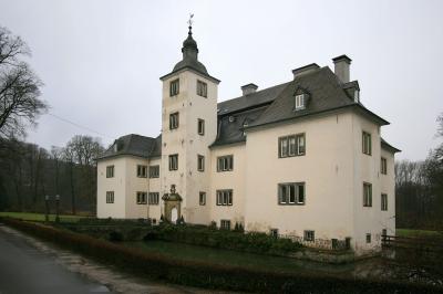Schloss Laer, Außenperspektive Süd-Ost