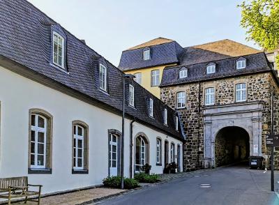 Tor zur Abtei Michaelsberg