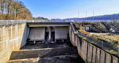 Überlauf mit Tosbecken