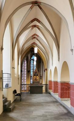 auf dem Emporengeschoss