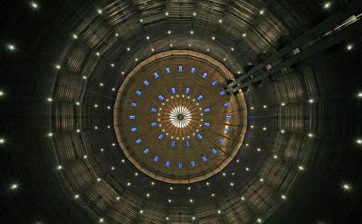 Blick an die Decke des Gasometers