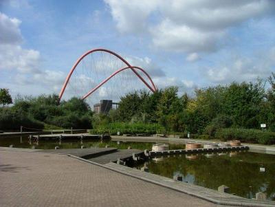 Wasserspielplatz mit Kanalbrücke 