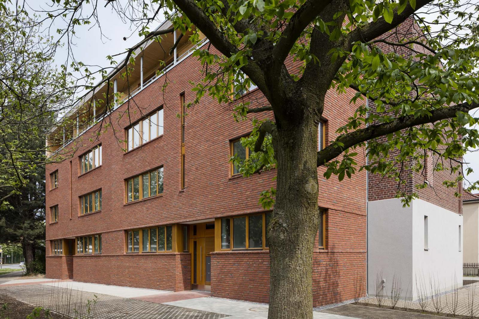 Wohnhaus Schiffahrter Damm, Außenperspektive