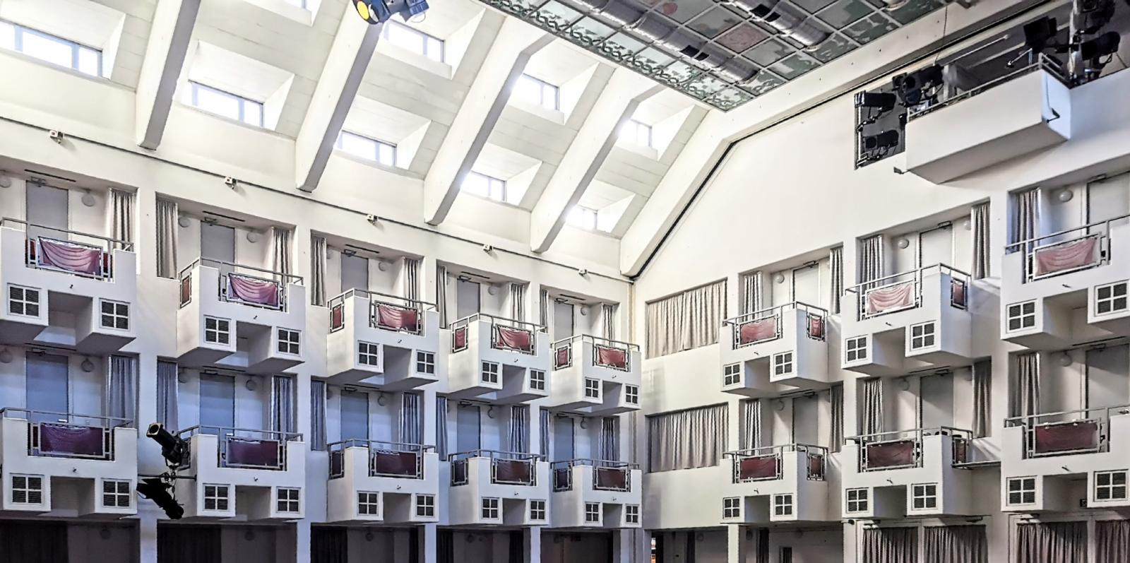 Stadthalle obere Balkonlogen
