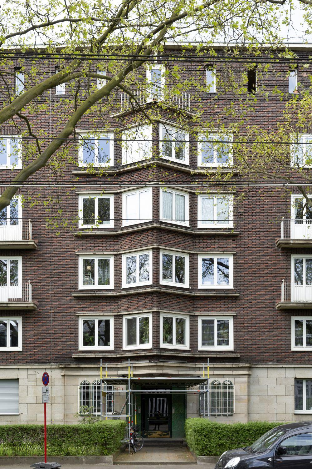 Haus Rheinpark Fassadenaussschnitt mit Erker