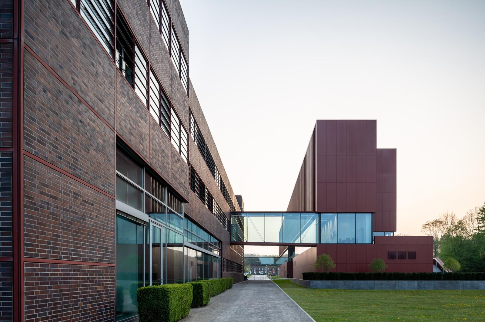 Neues Kesselhaus, Bürohaus für VIVAWEST auf dem Campus "Zeche Nordstern"