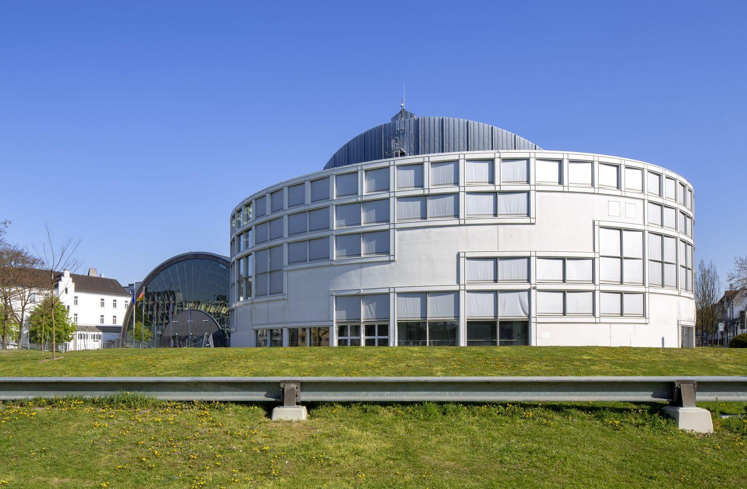 Stadthalle Bielefeld mit Erweiterungsbau
