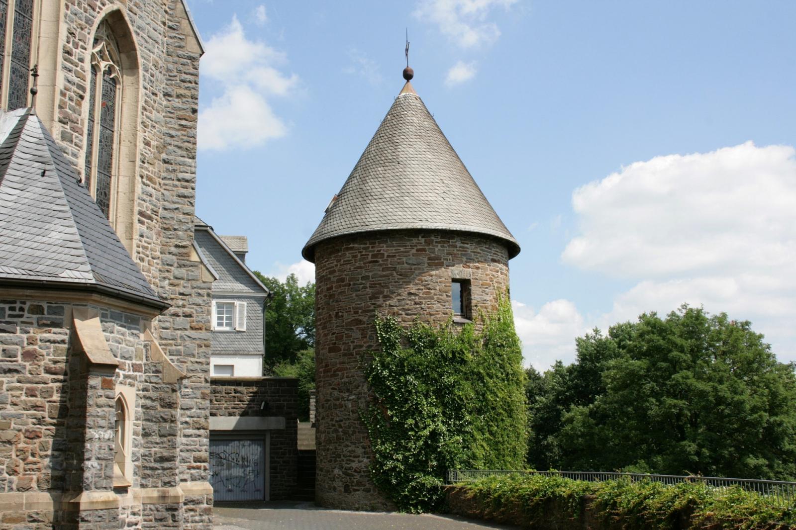 Engelsturm Westansicht