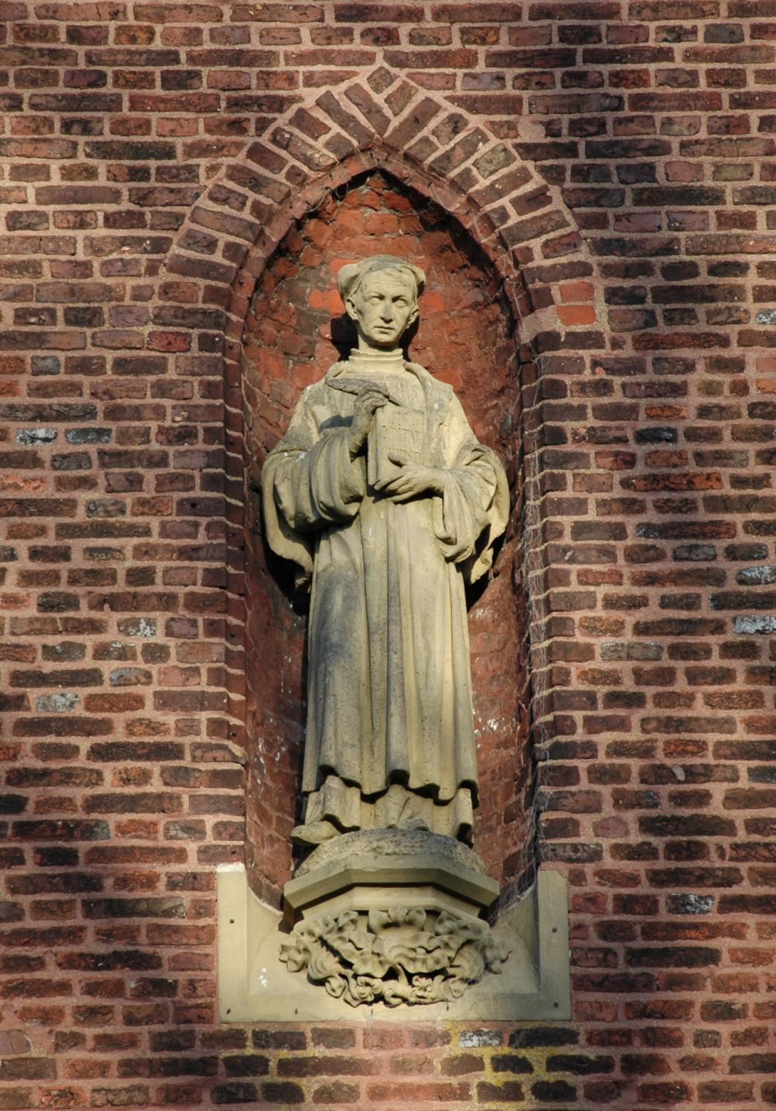 Portal Detail, Statue Thomas von Kempen