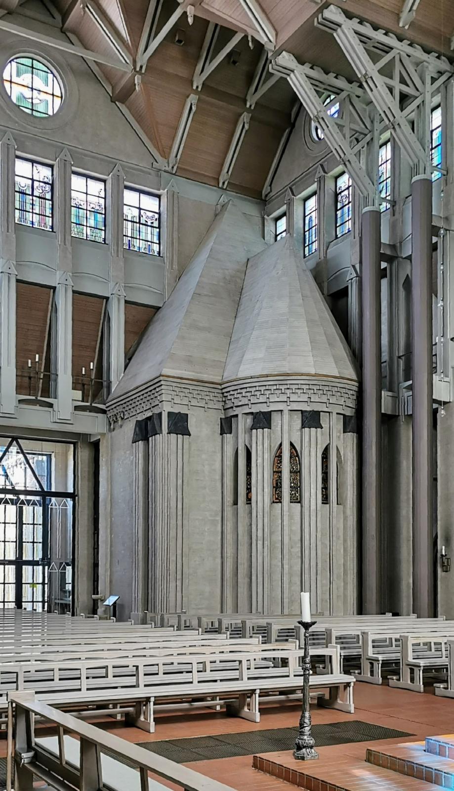 integrierte Kapelle im Kirchenraum