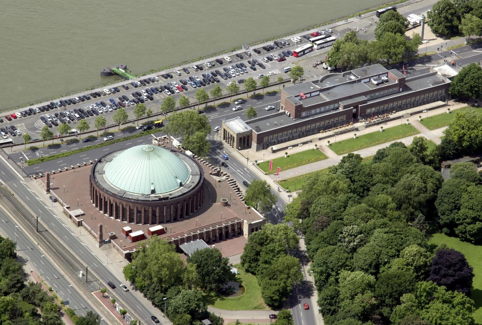 Tonhalle am Rhein mit NRW-Forum