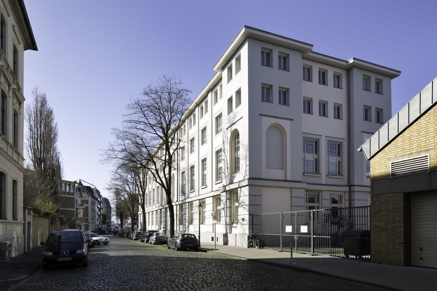 Bibliothek der Kunstakademie Düsseldorf