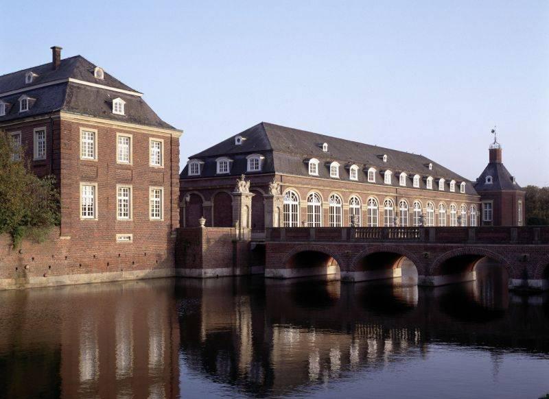Pictoriusflügel und Westbrücke