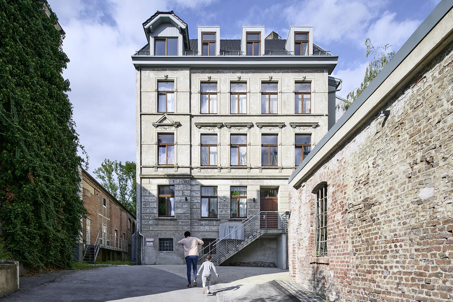 Modernisiertes Wohngebäude