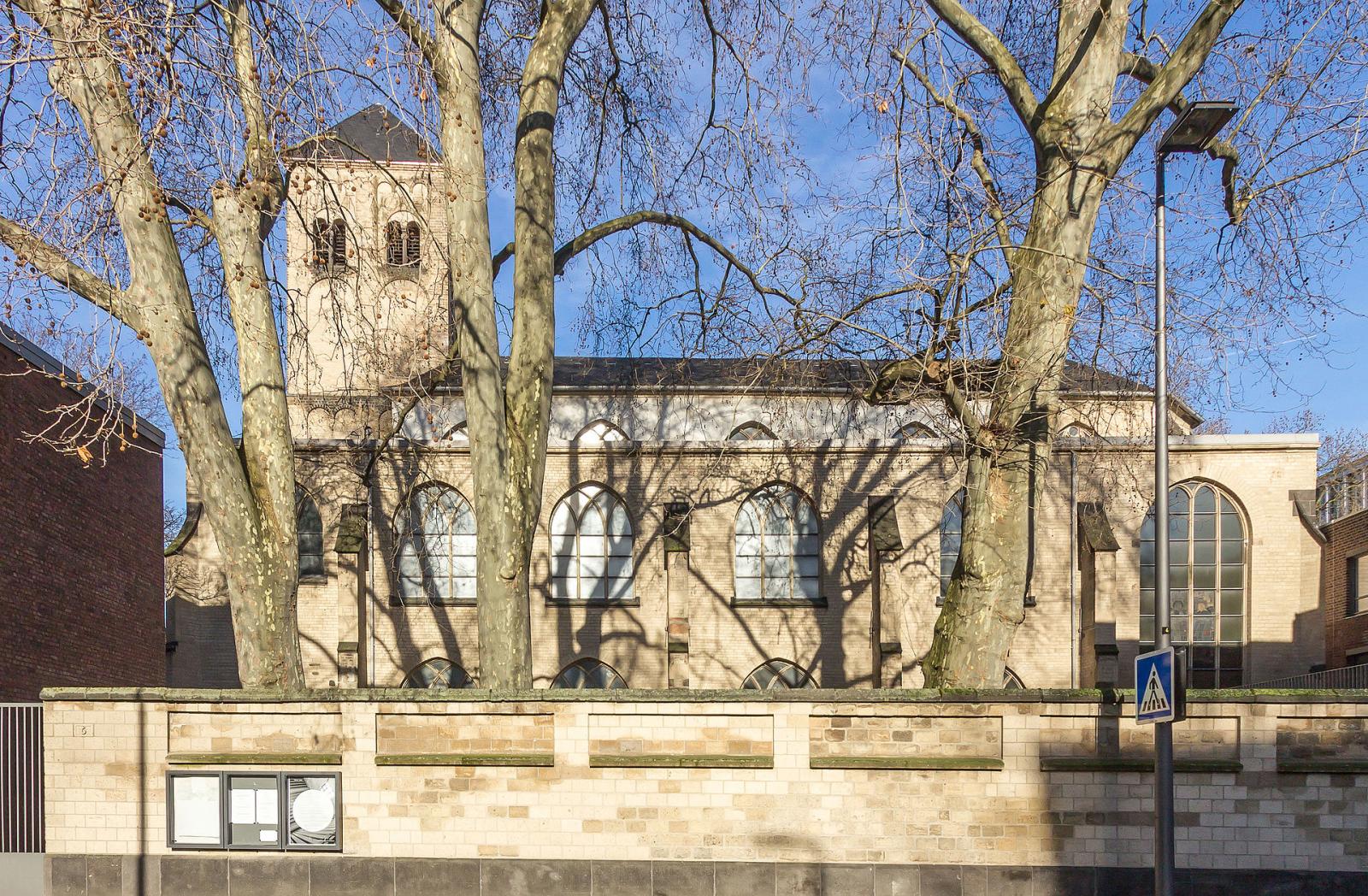 Pfarrkirche St. Peter in Köln, Außenansicht