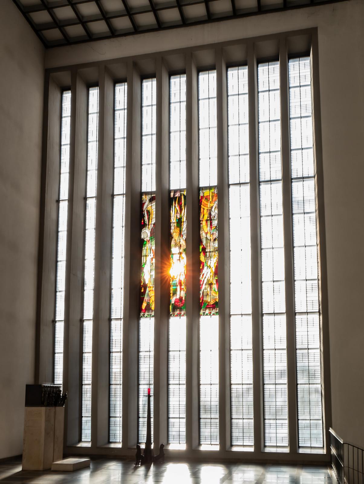 Kirchenfenster von innen