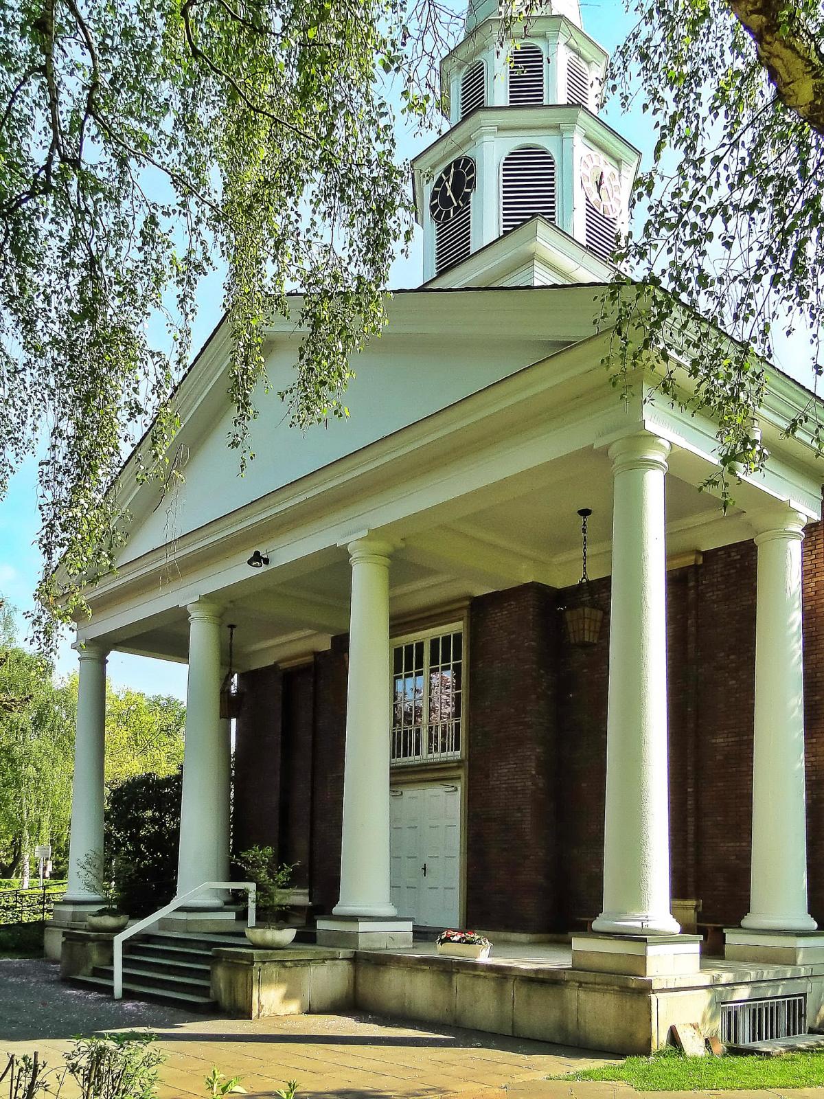 Stimson Memorial Chapel in Bonn