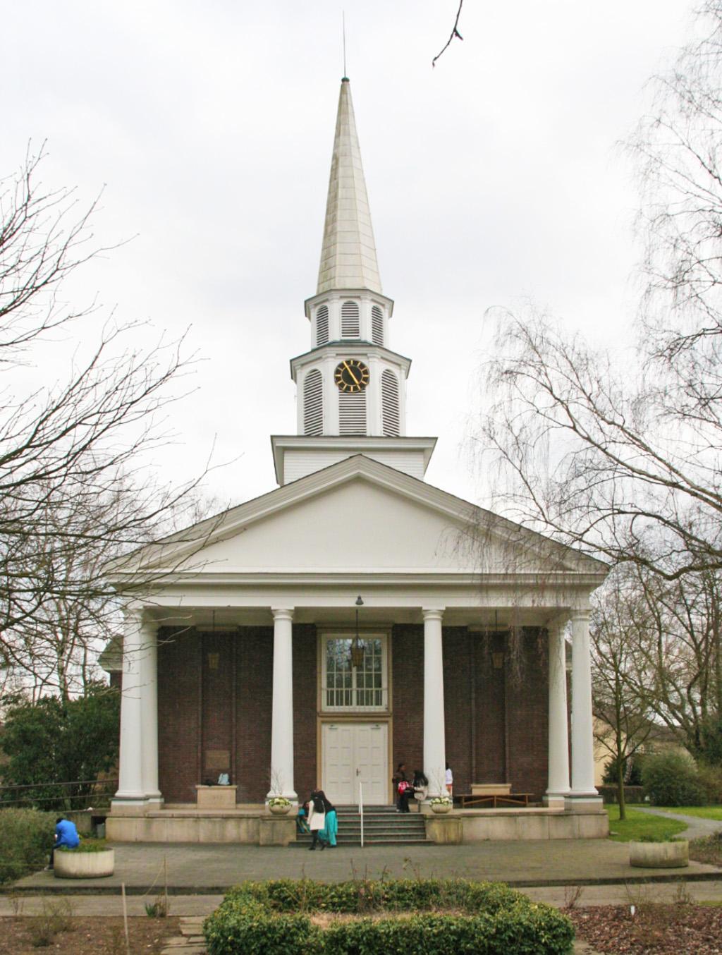 Stimson Memorial Chapel in Bonn