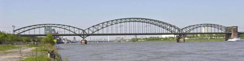 Gesamtansicht Südbrücke Köln